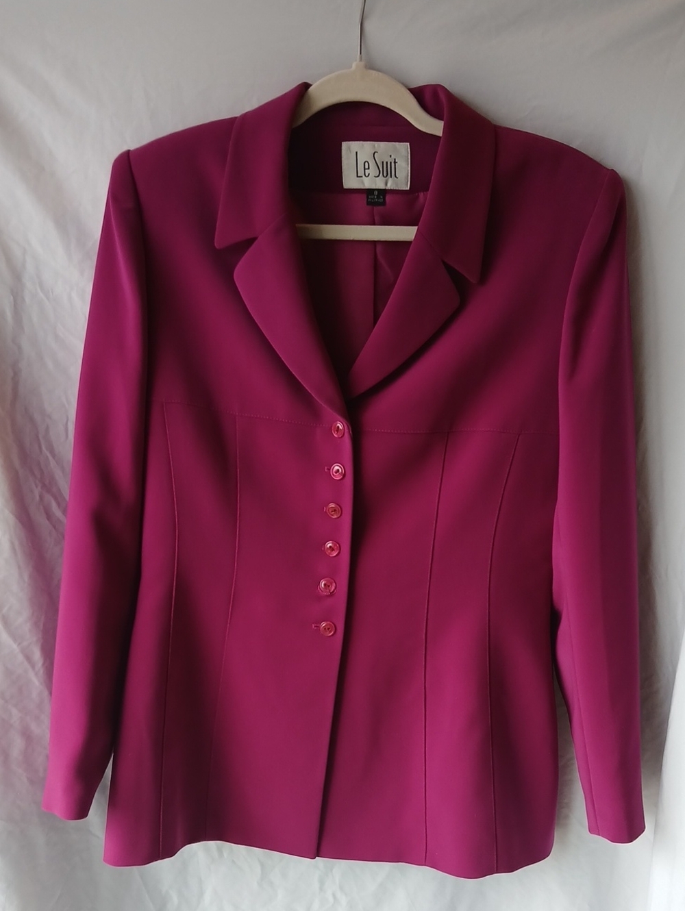 ,4. Le Suit Vibrant Fuchsia Tailored Blazer Jacket